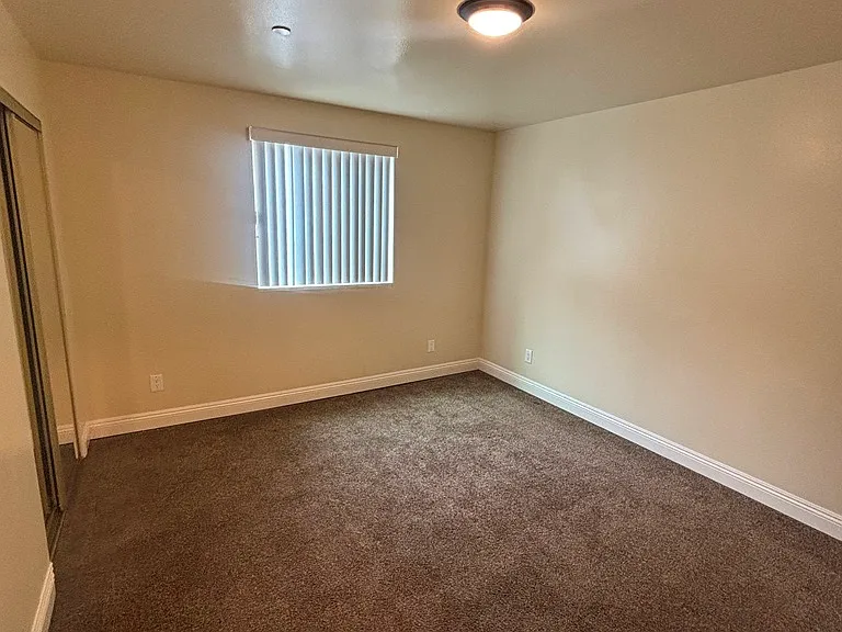 3428 S Norton Ave — Photo 13