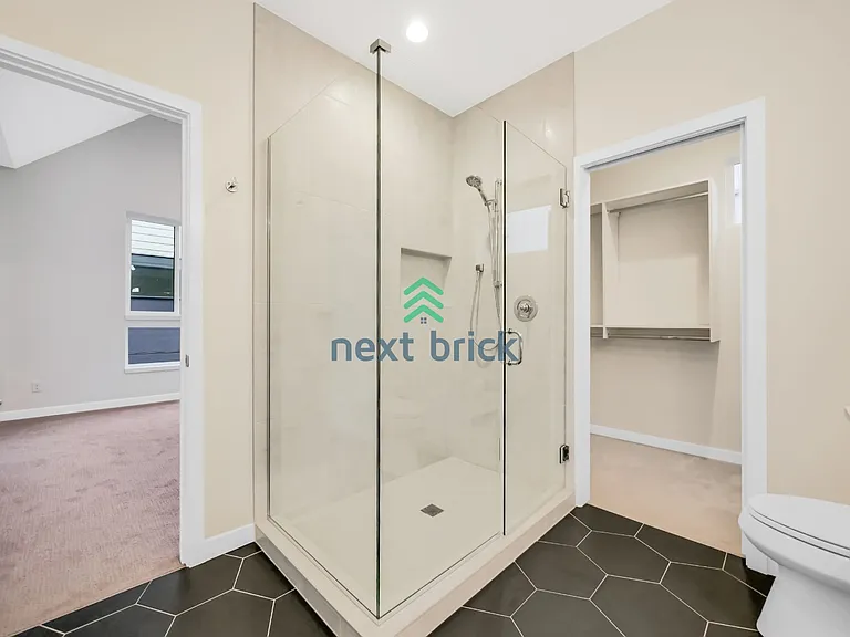 8037 Mary Ave NW #C — Photo 15