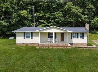 2316 Falcon Dr, Charleston, WV 25387