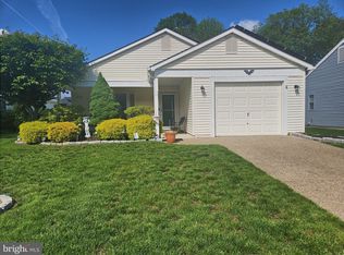 68 Finchley Ct, Southampton, NJ 08088
