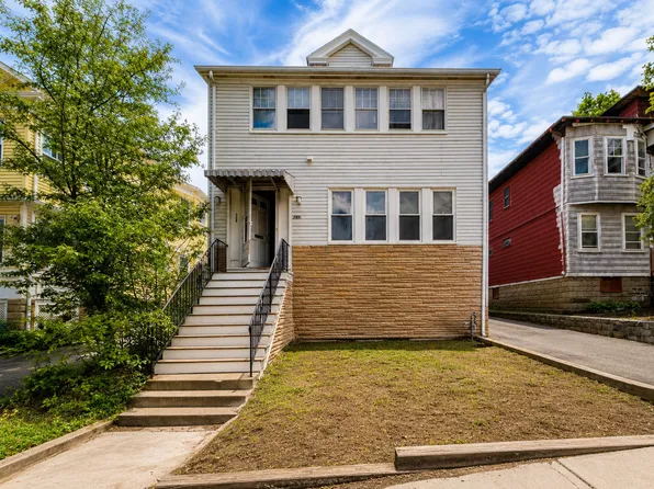269 Alewife Brook Pkwy #2, Somerville, MA 02144
