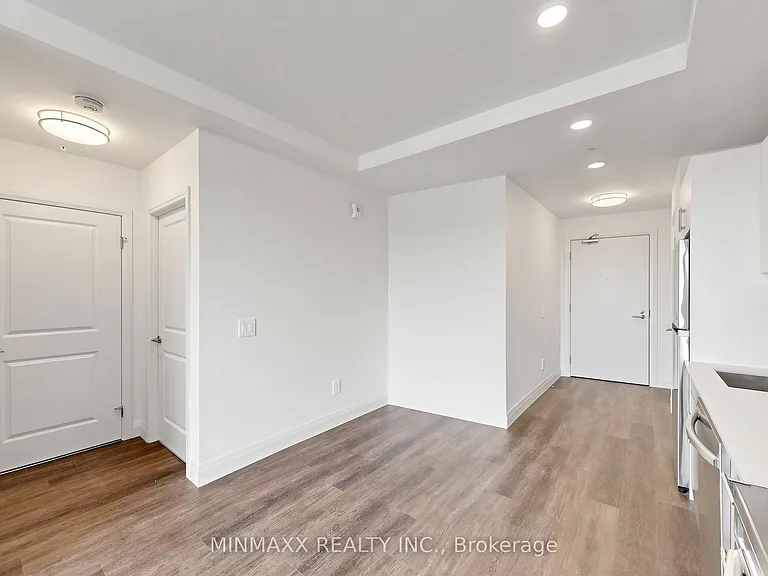 1333 Weber St E #710 — Photo 17