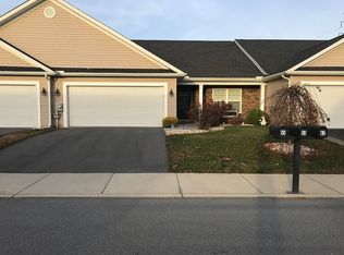 59 Cheval Pl, Falling Waters, WV 25419