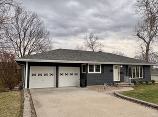 701 E Clark St, Albany, MO 64402