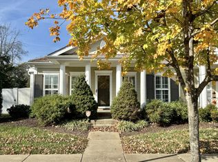 1445 Stratford Hall Cir, Murfreesboro, TN 37130