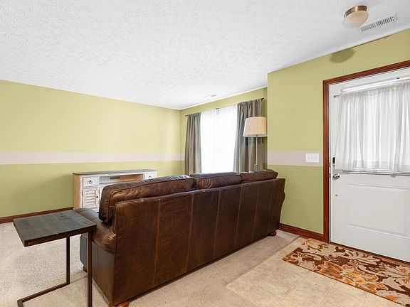 5th image of 5935 Canyon Creek Dr #5935