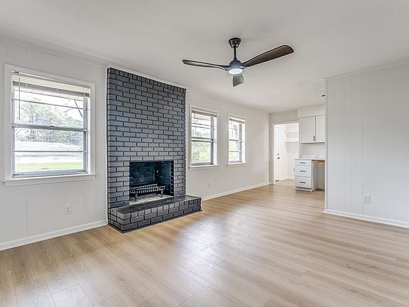 3rd image of 5156 Windcrest Rd