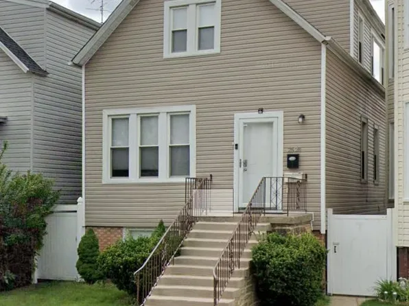 2528 N Ridgeway Ave #2, Chicago, IL 60647