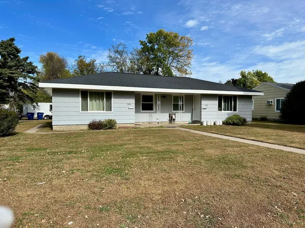 1423 7th St N, Saint Cloud, MN 56303
