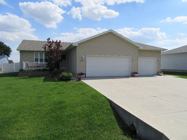 1st image of 4029 Lillie Dr