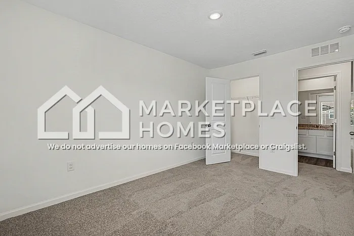 11777 Sylvia St — Photo 18