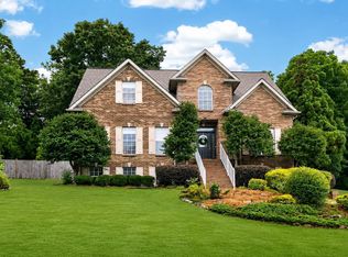 312 Honeysuckle Ln, Chelsea, AL 35043