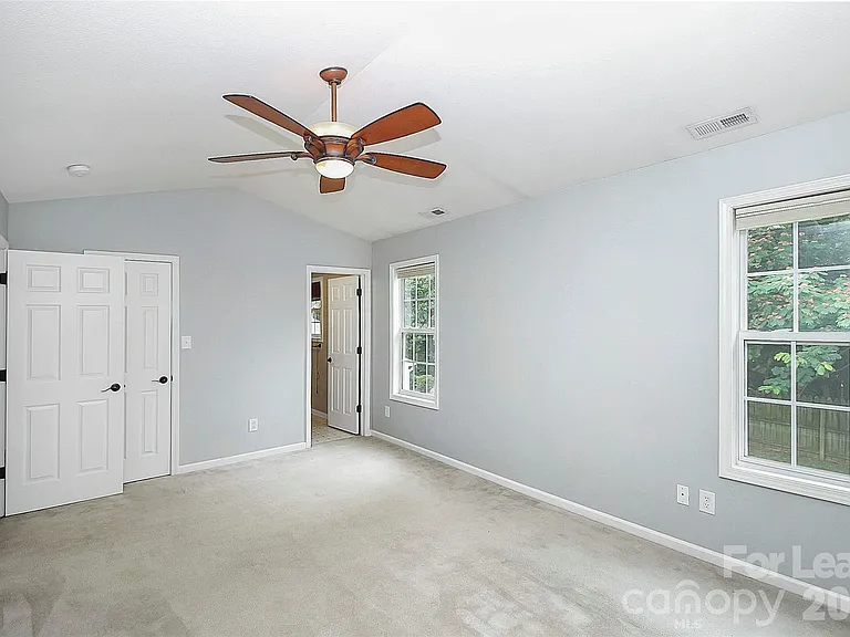 5227 Silabert Ave — Photo 24