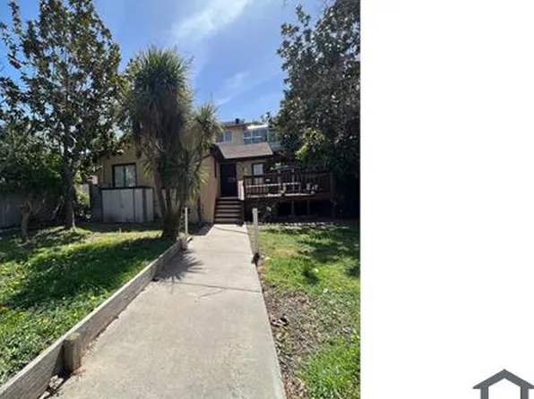 825 1/2 3rd St, Rodeo, CA 94572