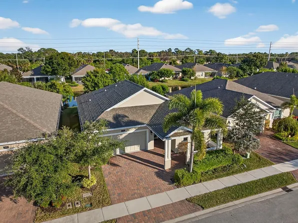 313 Sandcrest Circle, Sebastian, FL 32958