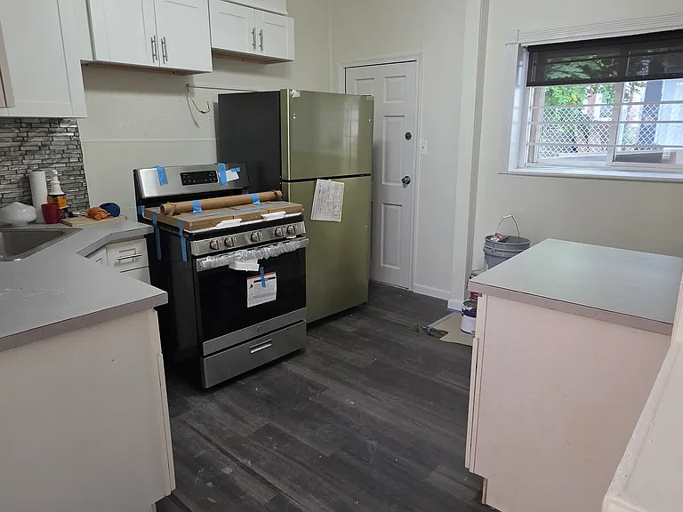 2910 N Ringgold St — Photo 4