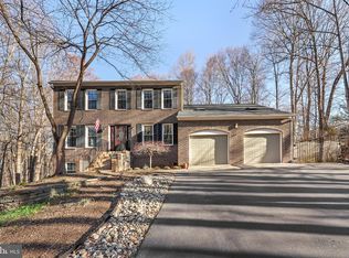 11709 Howitzer Ln, Woodbridge, VA 22192