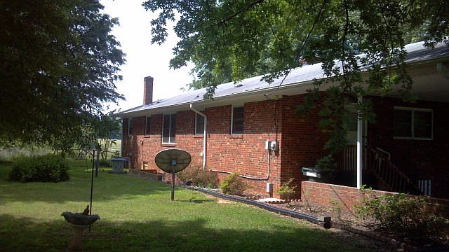 2nd image of 1187 Ashland Rd