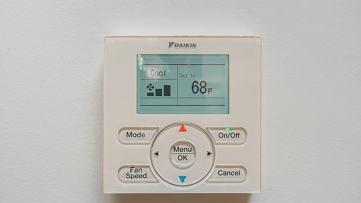 Rented by Nooklyn NYC LLC | media 12