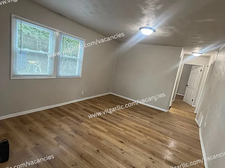 260 Van Buren St — Photo 7
