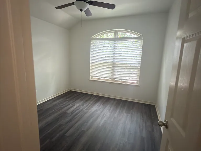 1332 Marwood Dr — Photo 29