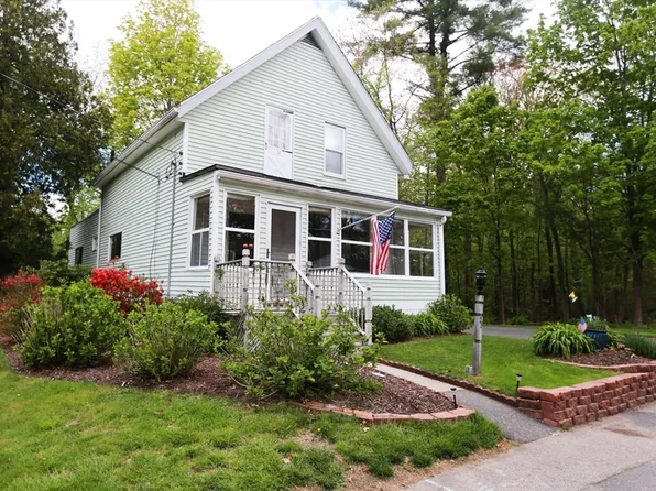 28 Howard Ave, Brockton, MA 02302