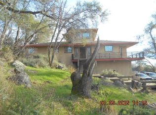 17597 Misty Dawn Ln, Grass Valley, CA 95949