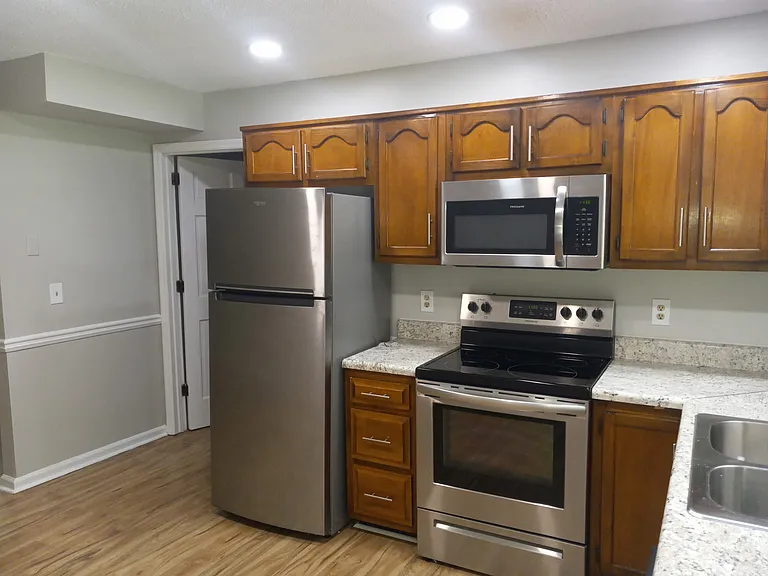 307 Sheri Place Ln #B — Photo 3