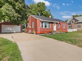 509 S Main St, Lennox, SD 57039
