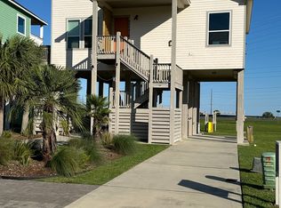 25047 Sausalito Dr, Galveston, TX 77554