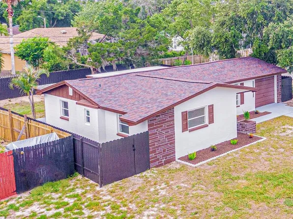 3720 Beacon Square Dr, Holiday, FL 34691