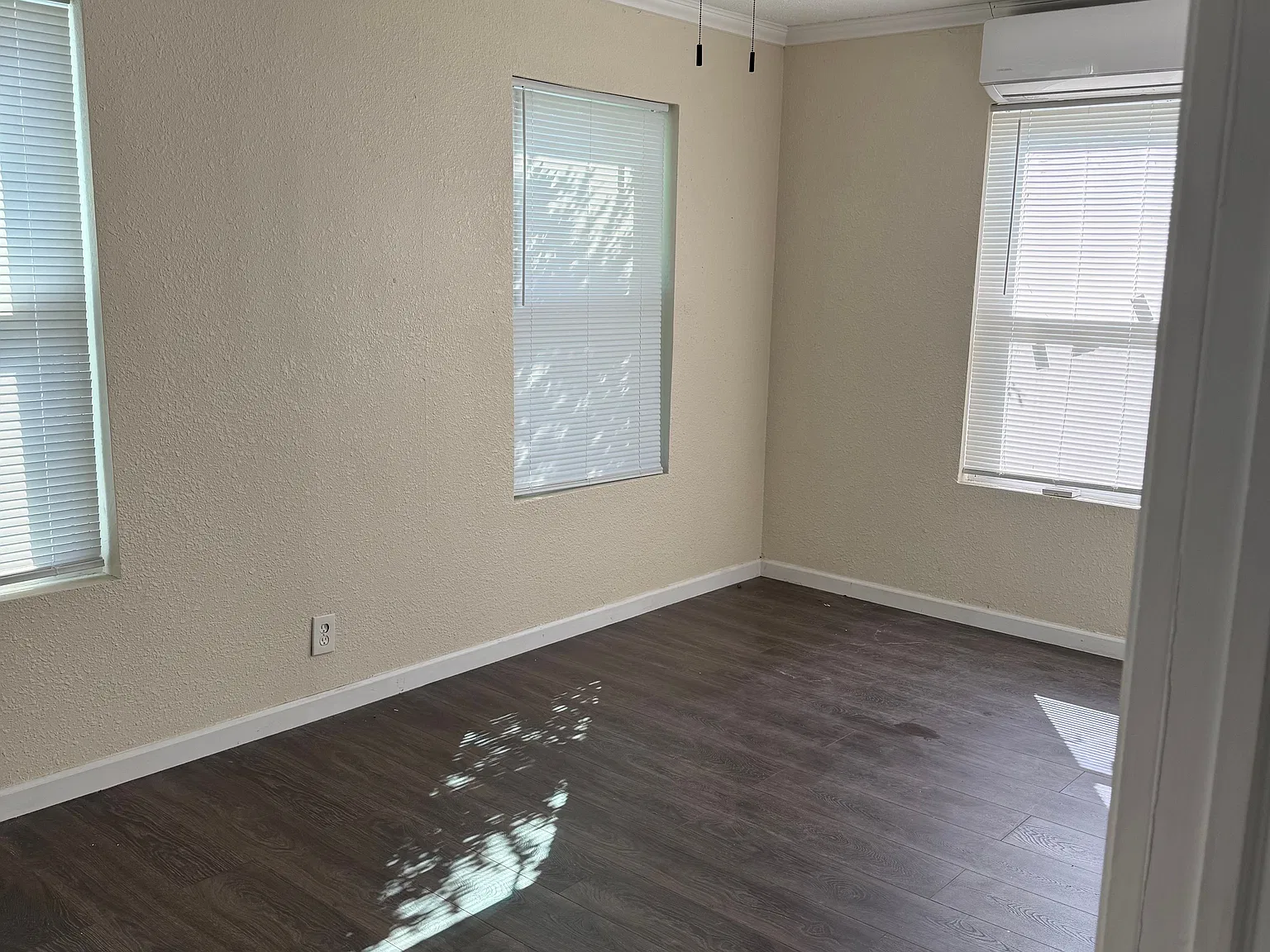 For Rent $800/mo and $800 Sec Deposit — Photo 4