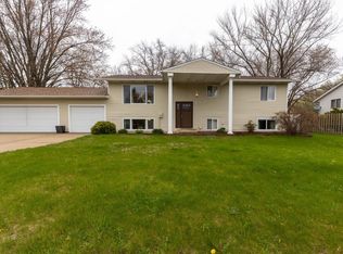 308 16th Ave SW, Austin, MN 55912