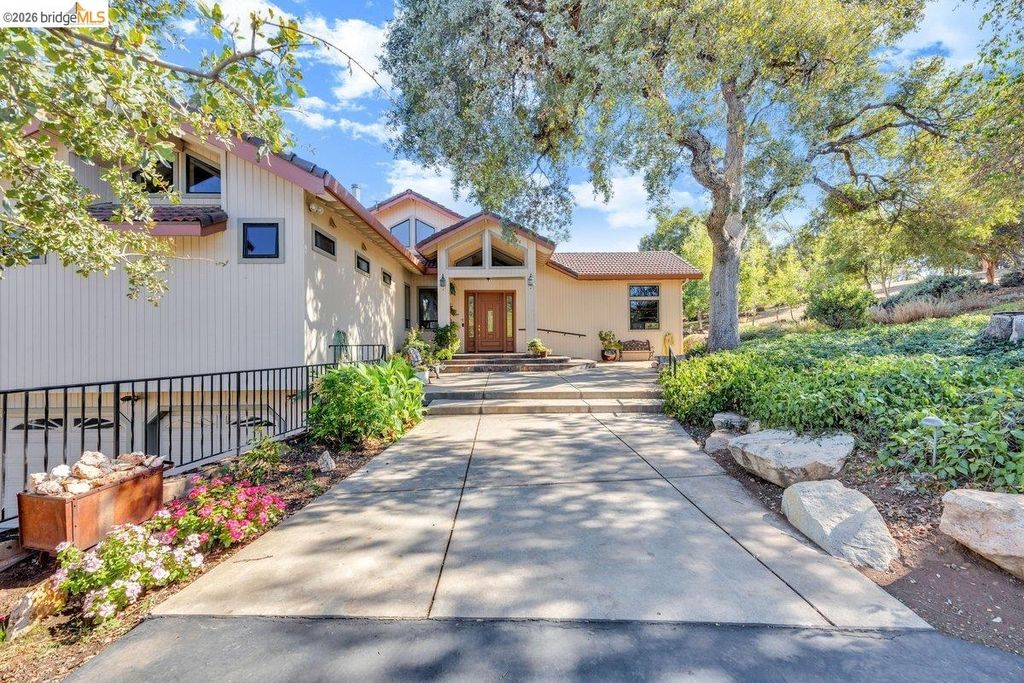 13700 Clements Road 4