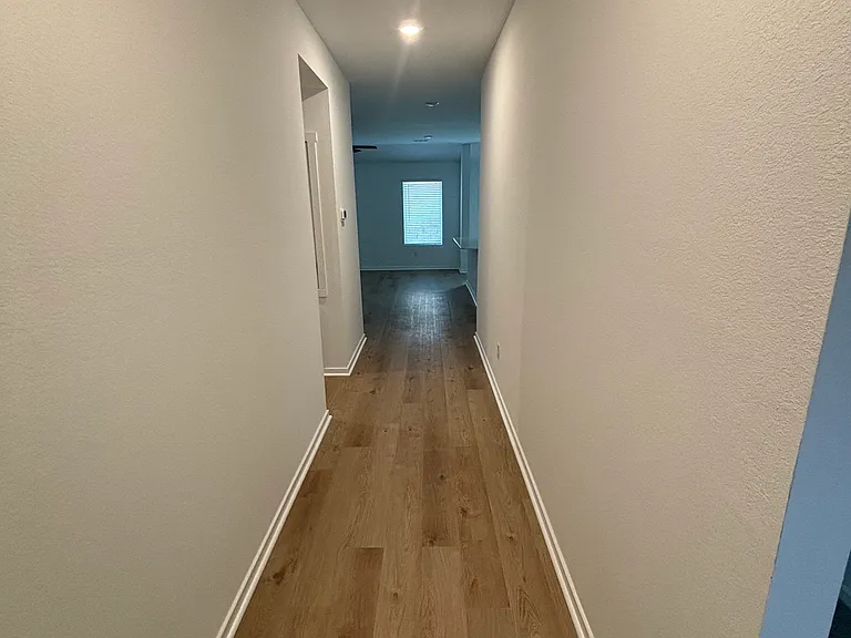 2325 Sam Tillery Dr — Photo 2