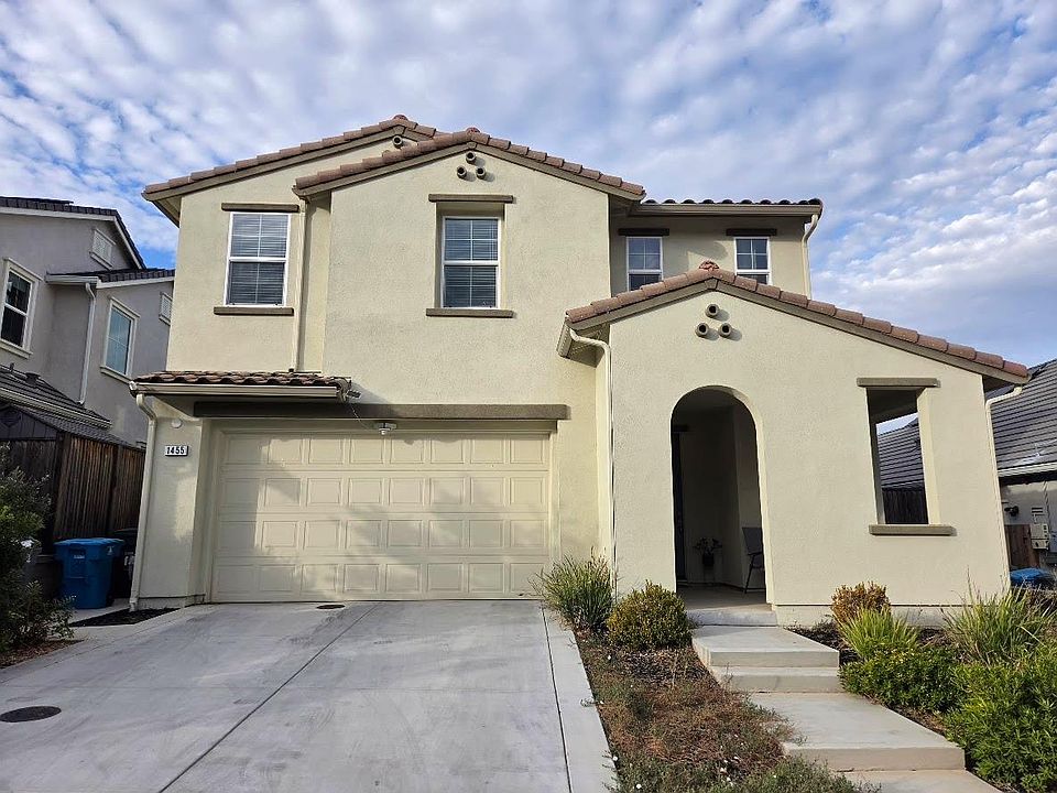 1st image of 1455 Winzer Pl