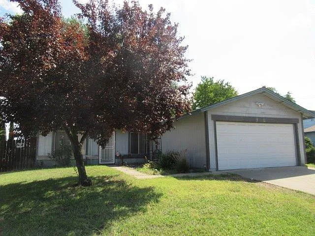 4720 Keema Ave photo 1
