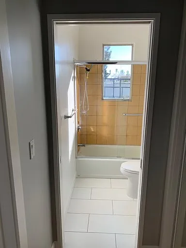 1640 Euclid Ave #3 — Photo 11