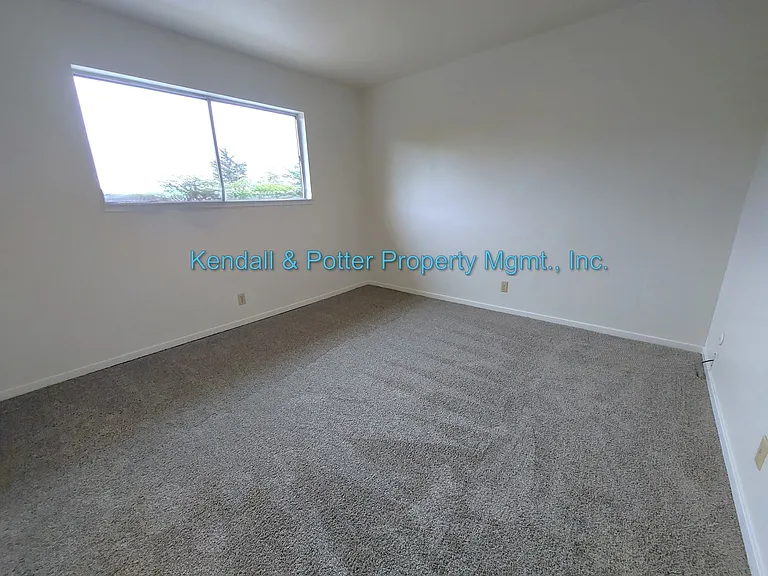 218 Alhambra Ave — Photo 17