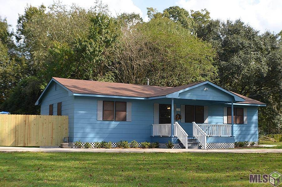 1st image of 17250 Parker Heights Dr