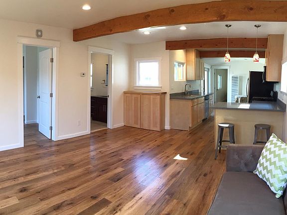 4th image of 510 14th Ave