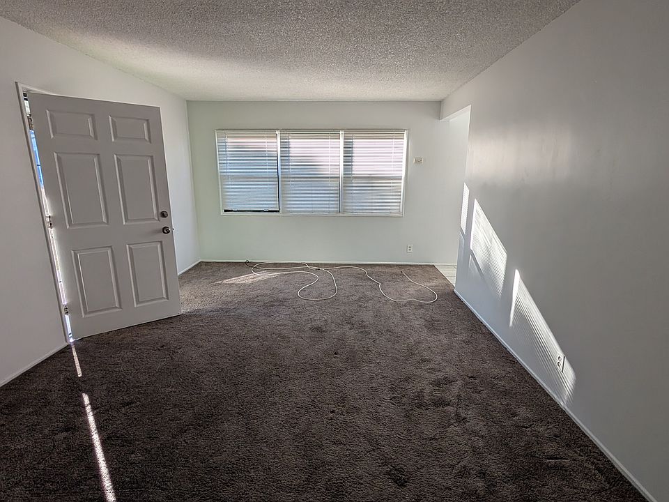1st image of 4024 E 10th St APT 1