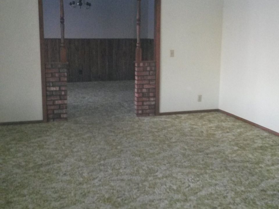 2nd image of 312 Willow St