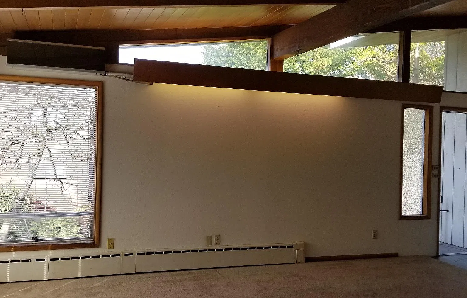 3 bed, 1.5 bath, $2,650 — Photo 1