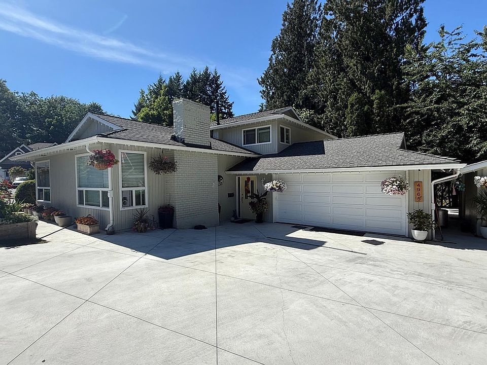 1st image of 4965 198b St