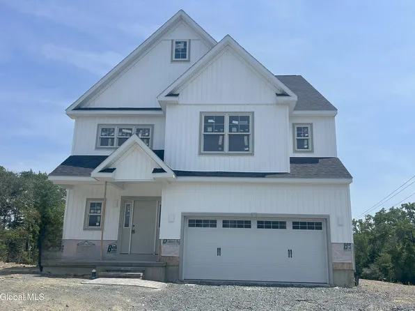 1 Sterling Ridge, Loudonville, NY 12211
