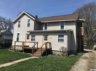 209 E Spruce St, Marshall, MI 49068