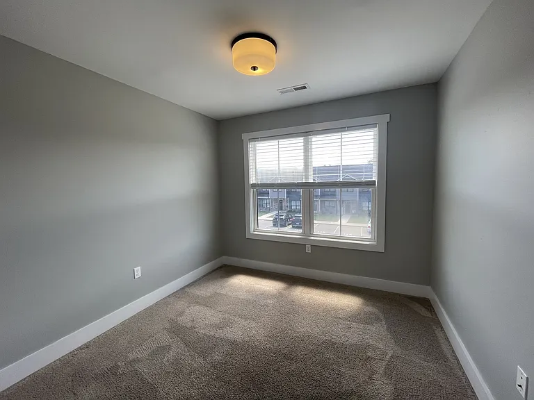 140 Sunburst Villa Dr #1 — Photo 13