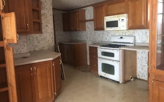 4th image of 7237 Aspen Dr