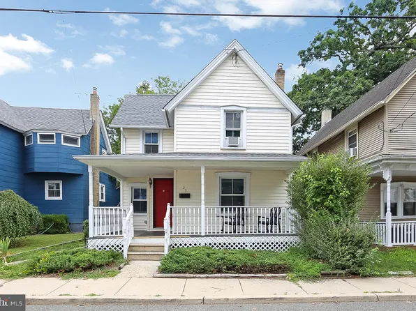 25 East Ave, Pitman, NJ 08071